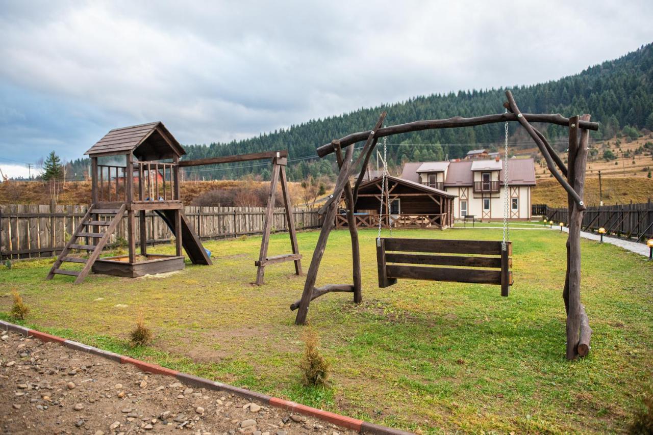 Котедж "Під Горбком" Korchin Exterior foto